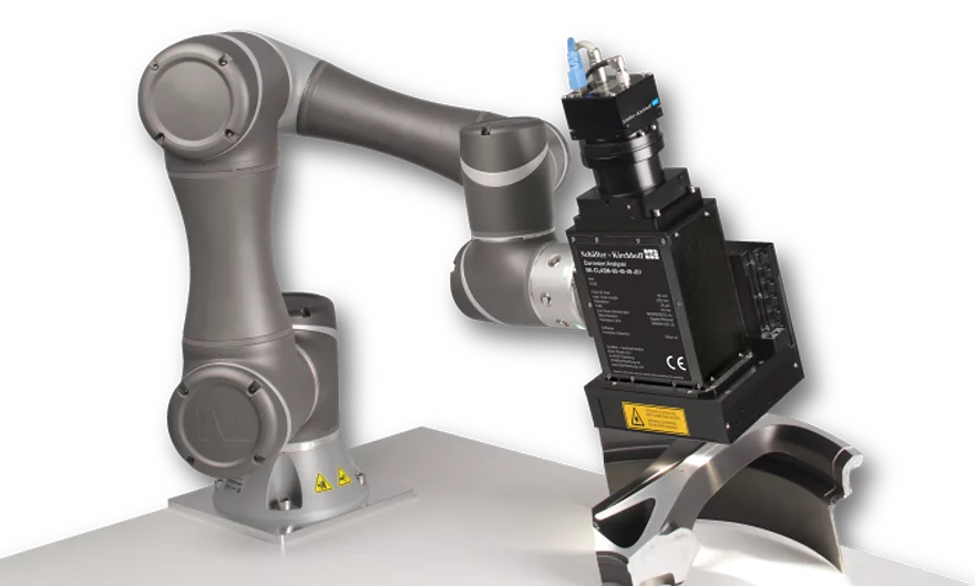 Robot-guided line scan camera