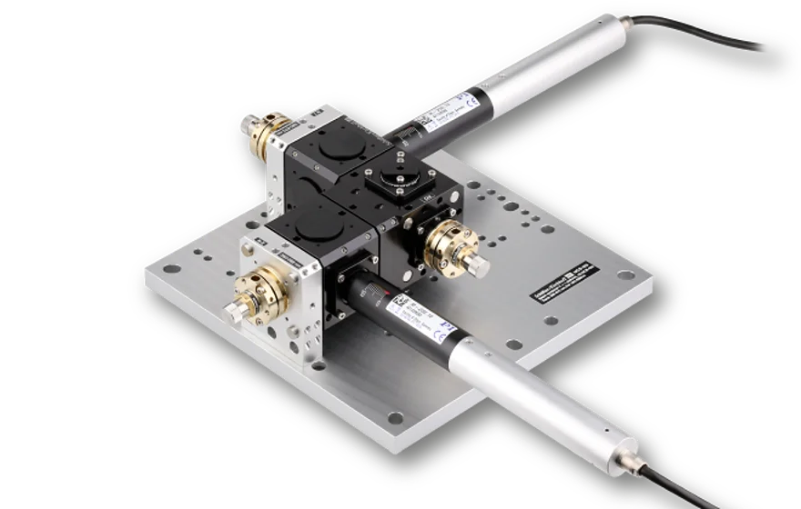 Dichroic Beam Combiner