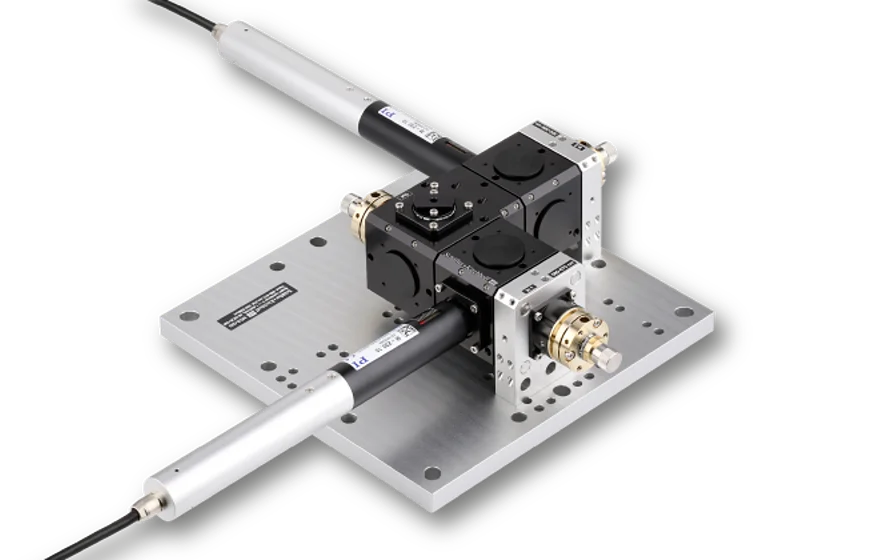 Dichroic Beam Combiner